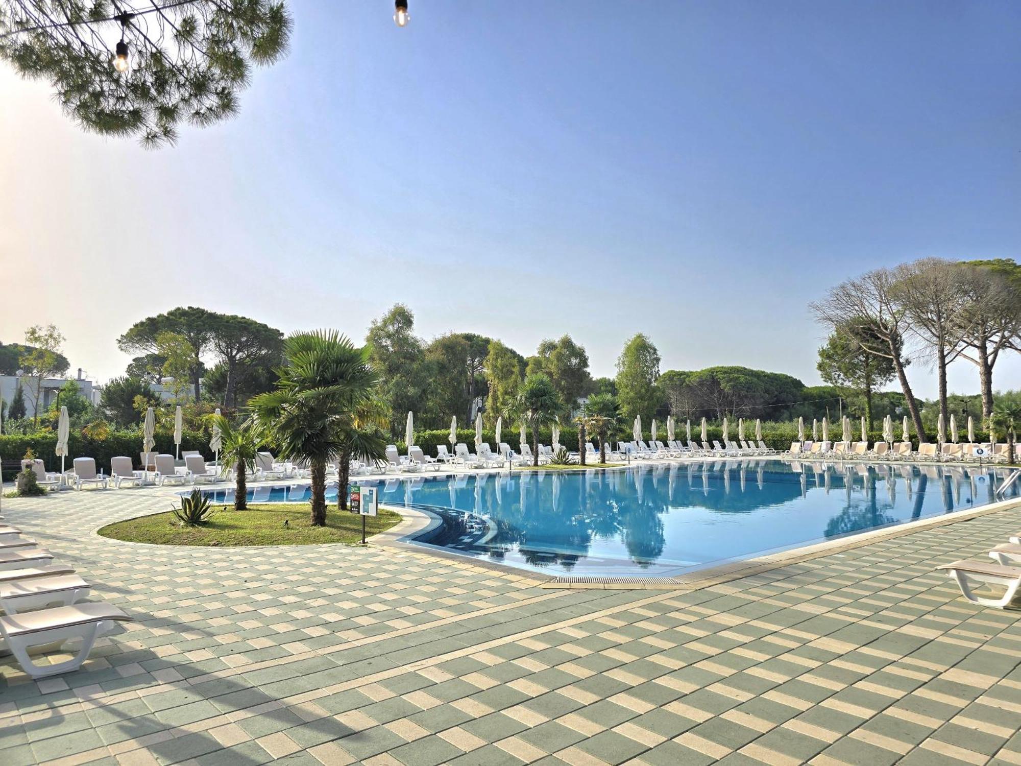 Modern Villas At Perla Resort Durres Ngoại thất bức ảnh