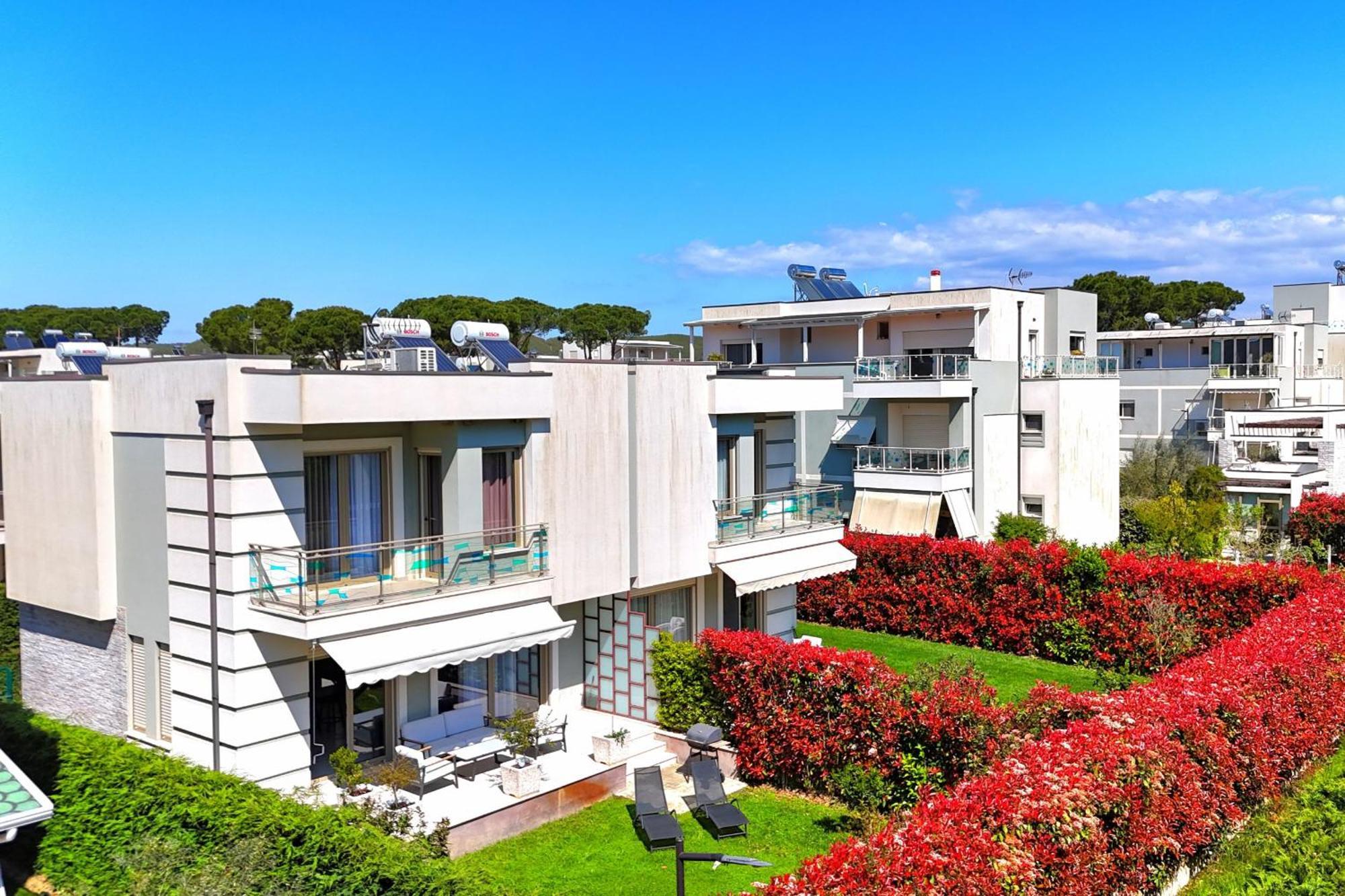 Modern Villas At Perla Resort Durres Ngoại thất bức ảnh